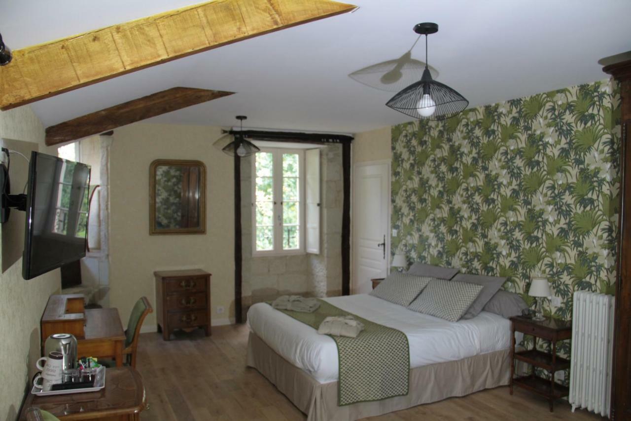 Hotel Le Logis De La Foret Sainte-Verge Exteriér fotografie